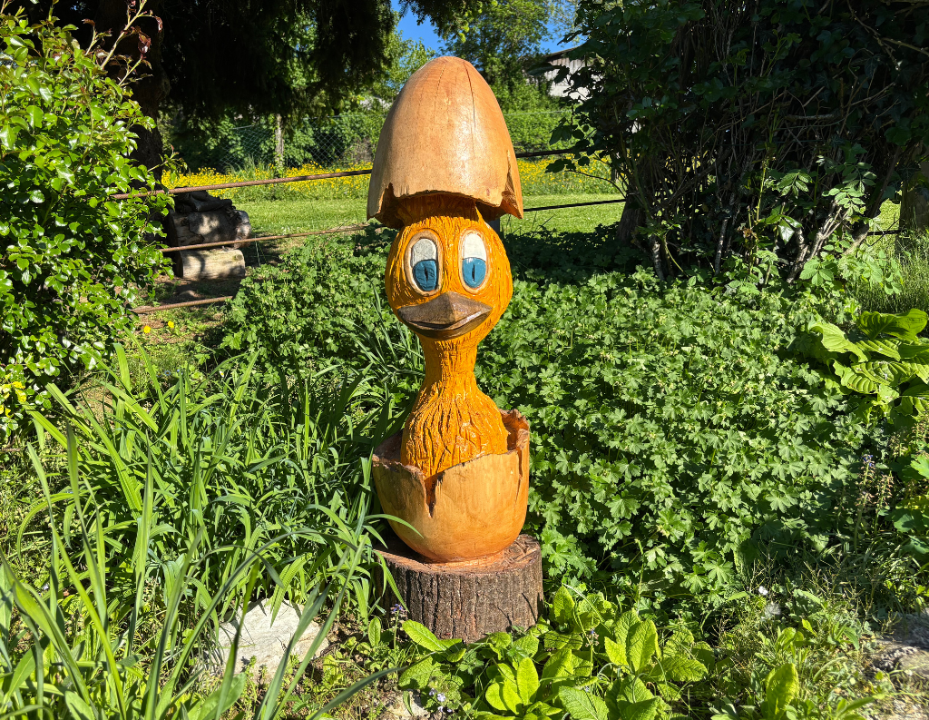 Sculpture sur bois en forme d'animal